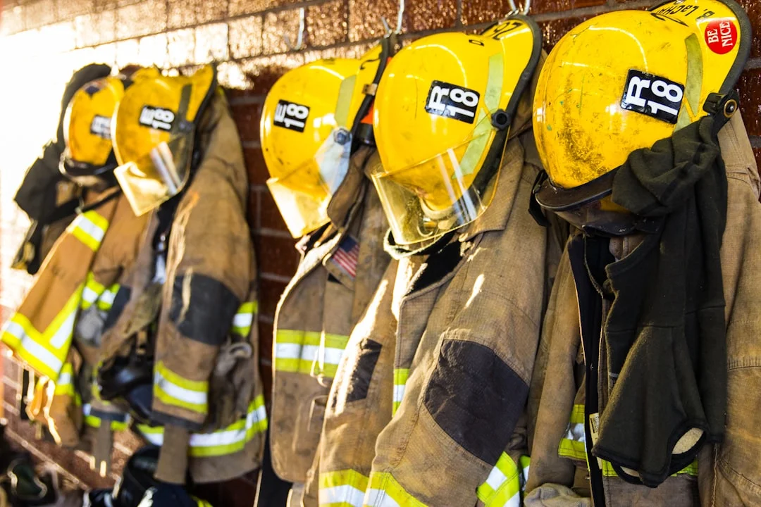 How to Choose Fire Retardant Fabric for Workwear: Expert Guide