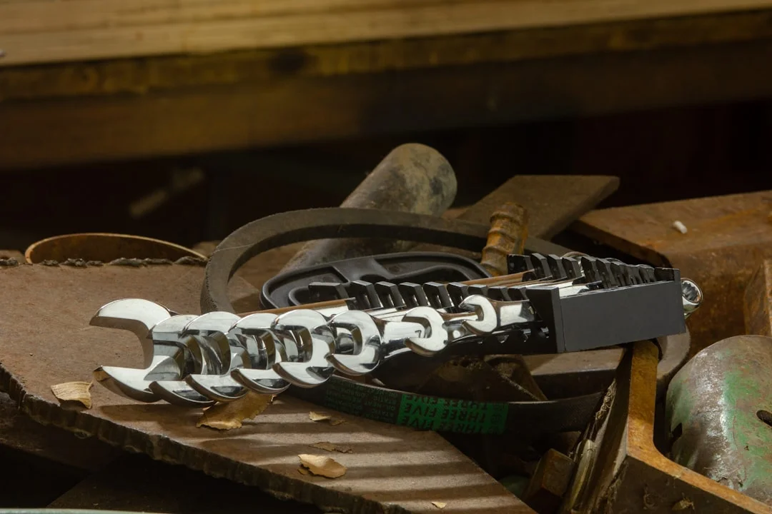 Load Binder Wholesale — Heavy-Duty Cargo Tie-Down Straps & Webbing