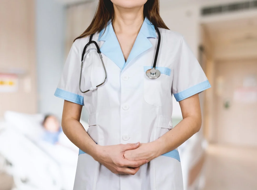 Workwear Fabric vs Healthcare Uniform Fabric: Key Differences